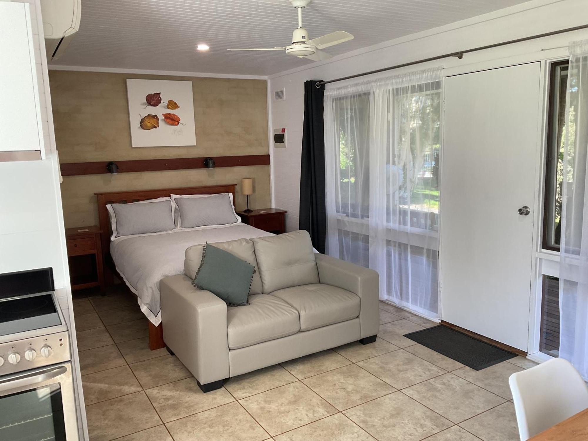Marlo Hideaway Motel Exterior photo